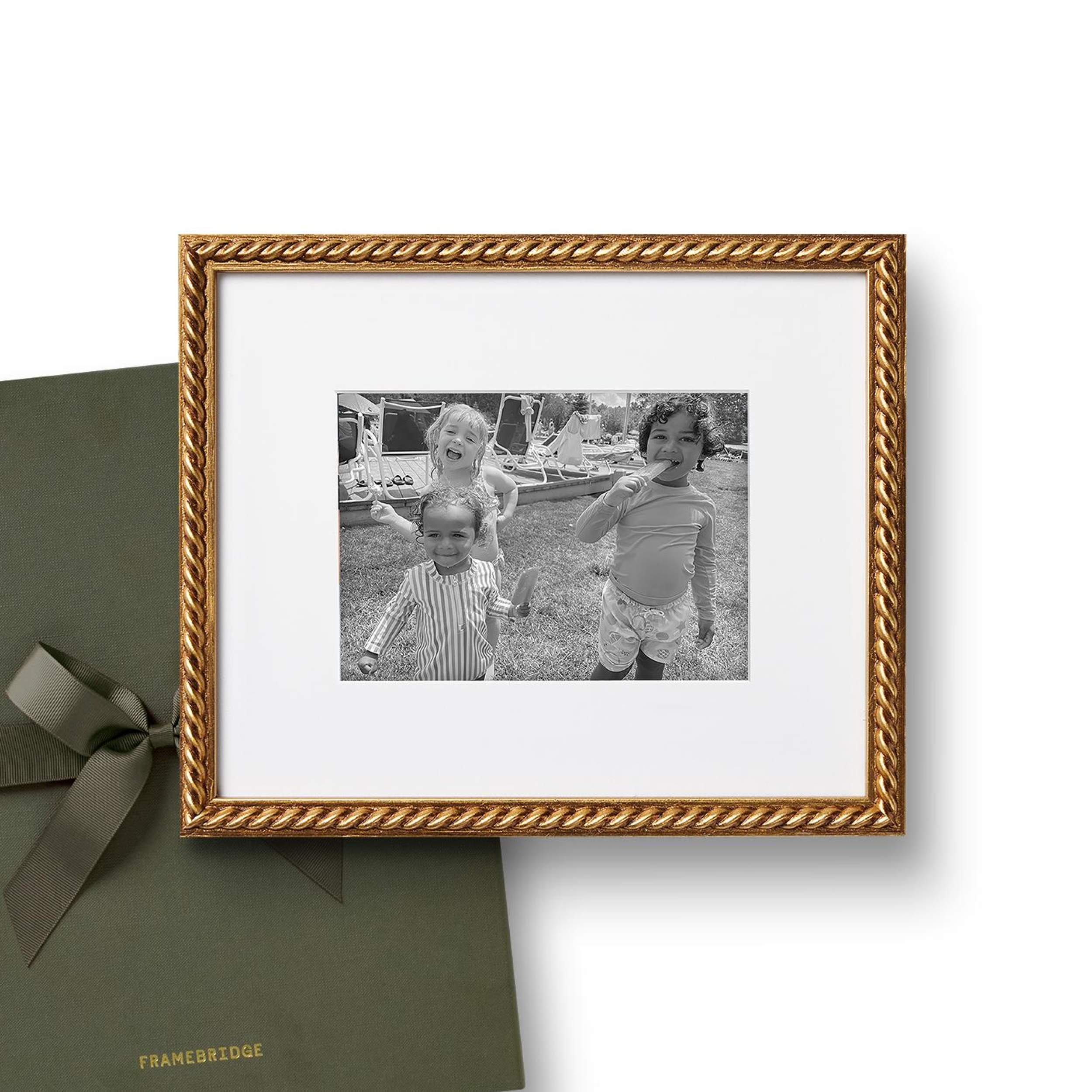 The Perfect Gift: 10x12 - Image 20