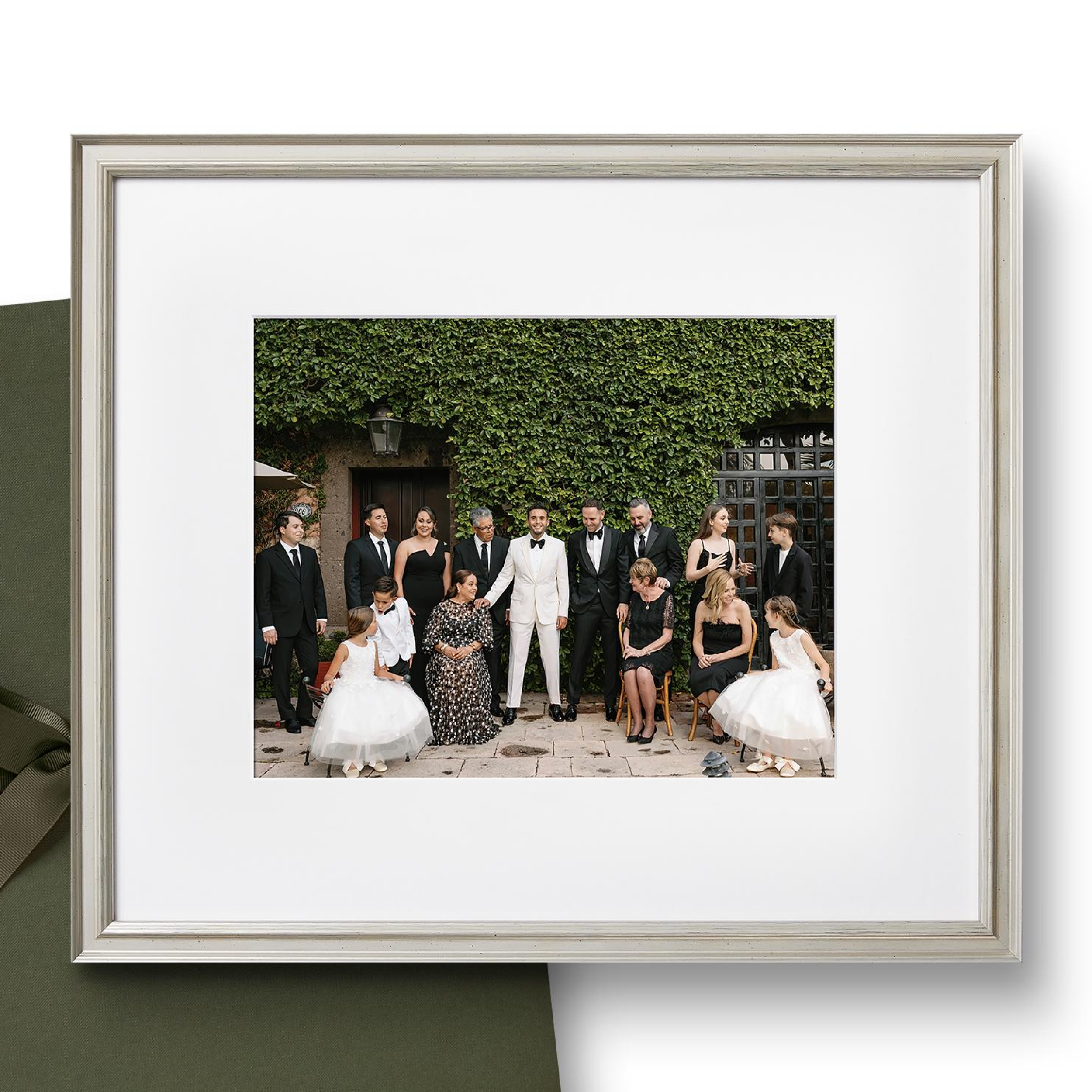 The Perfect Gift: 14x16 - Image 18