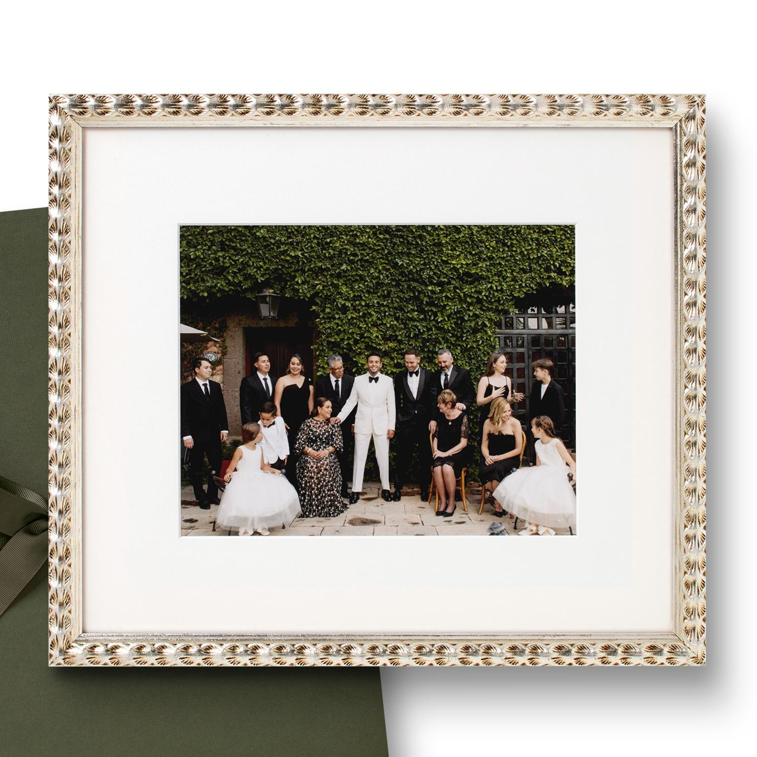 The Perfect Gift: 14x16 - Image 6