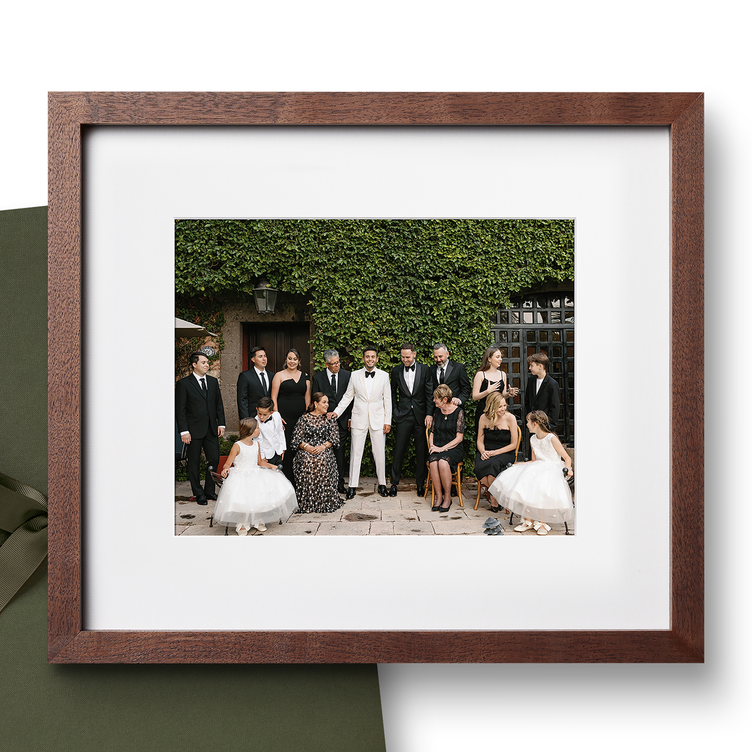 The Perfect Gift: 14x16 - Image 22