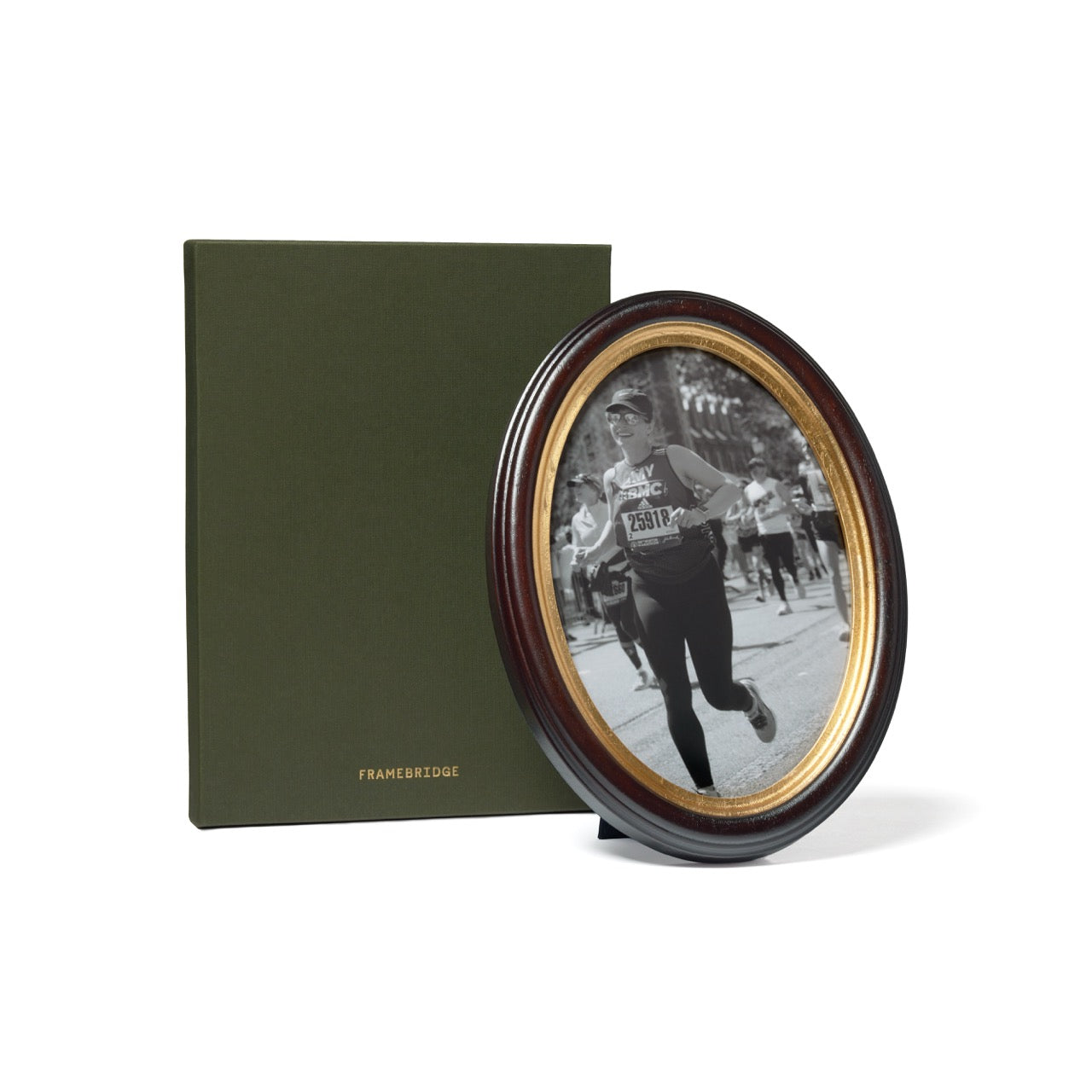 Antiqued Oval Frame: 8x11