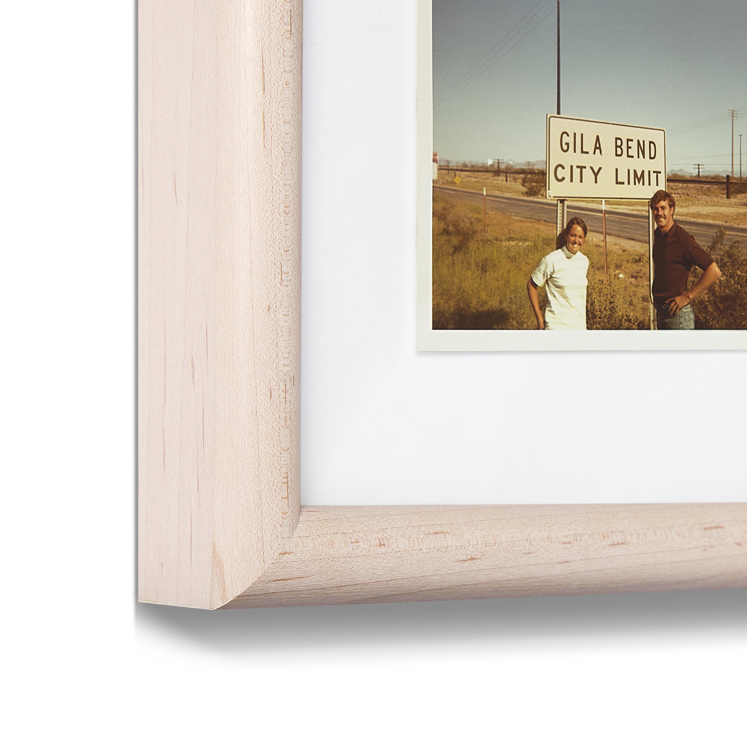 Bleached Maple Round - Image 3