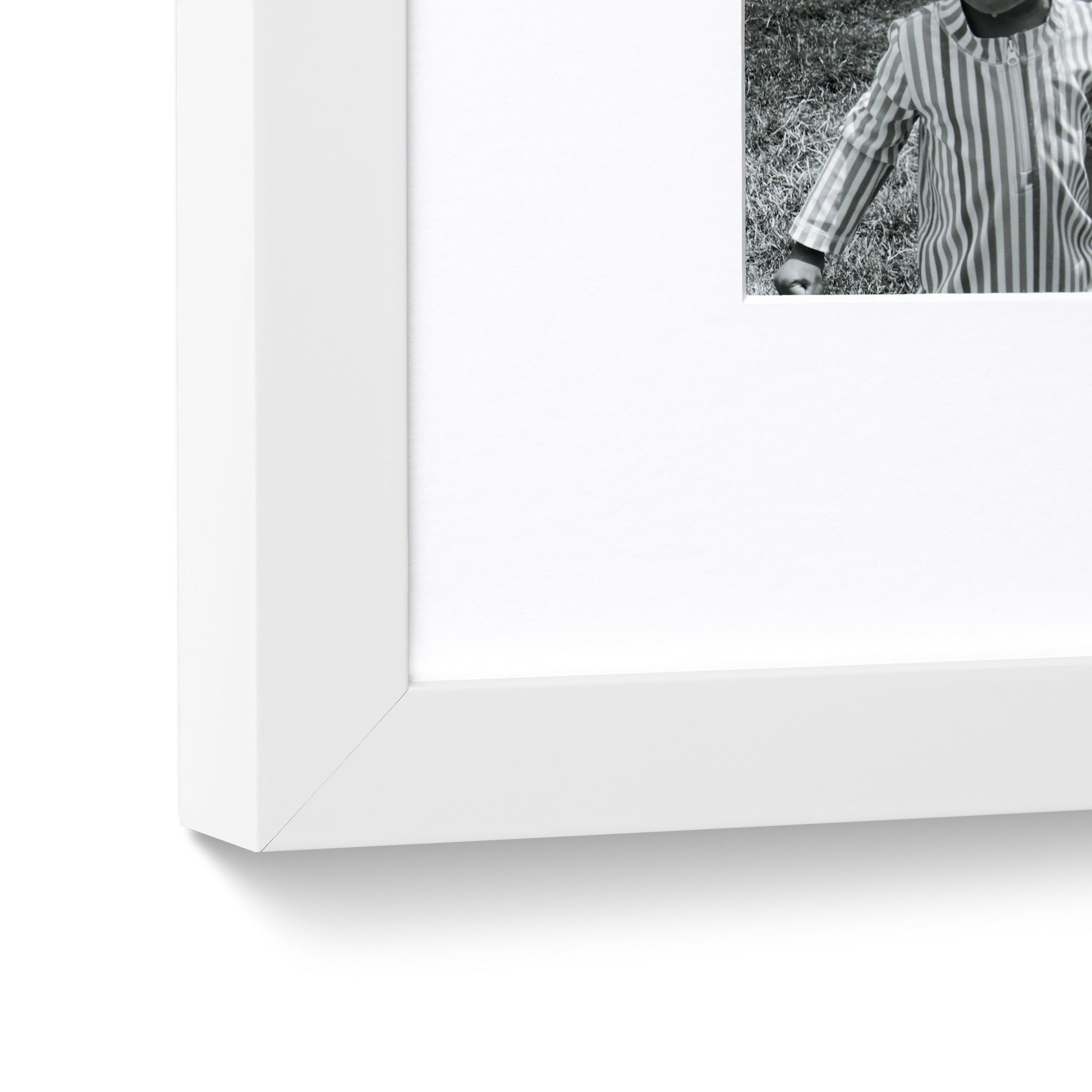 White Gloss - Image 2