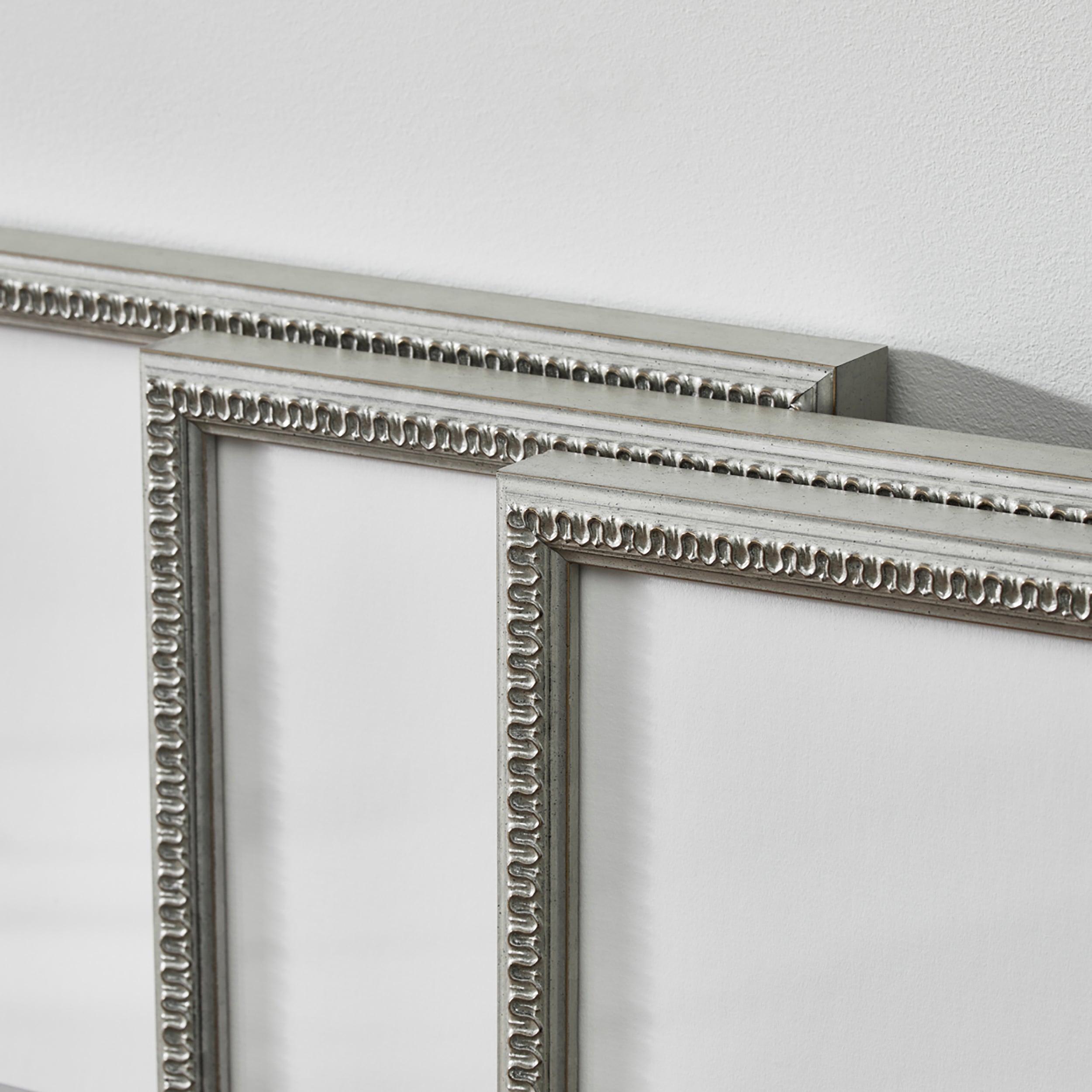 The Vertical Triptych - Image 21