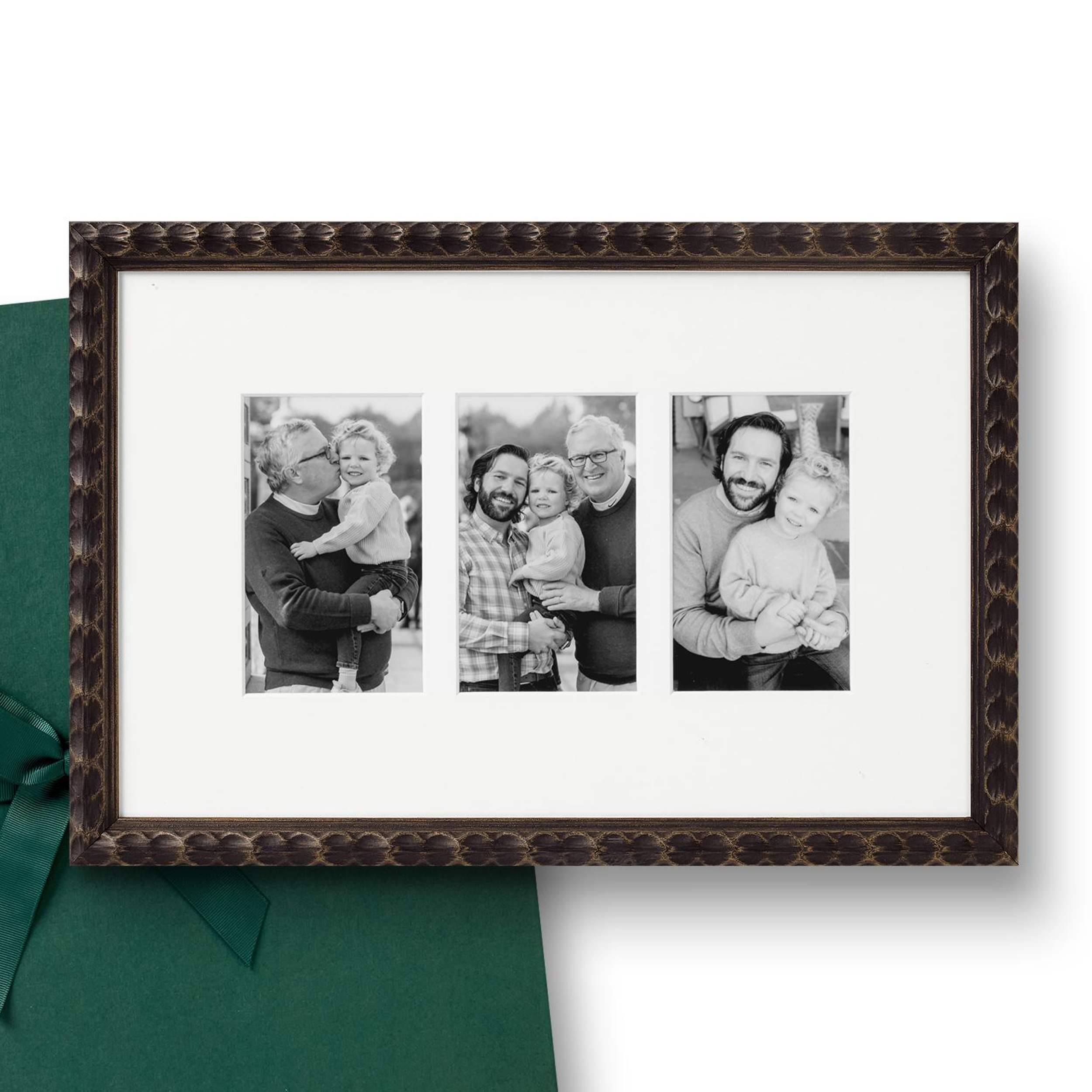 The Three Generation - Image 4