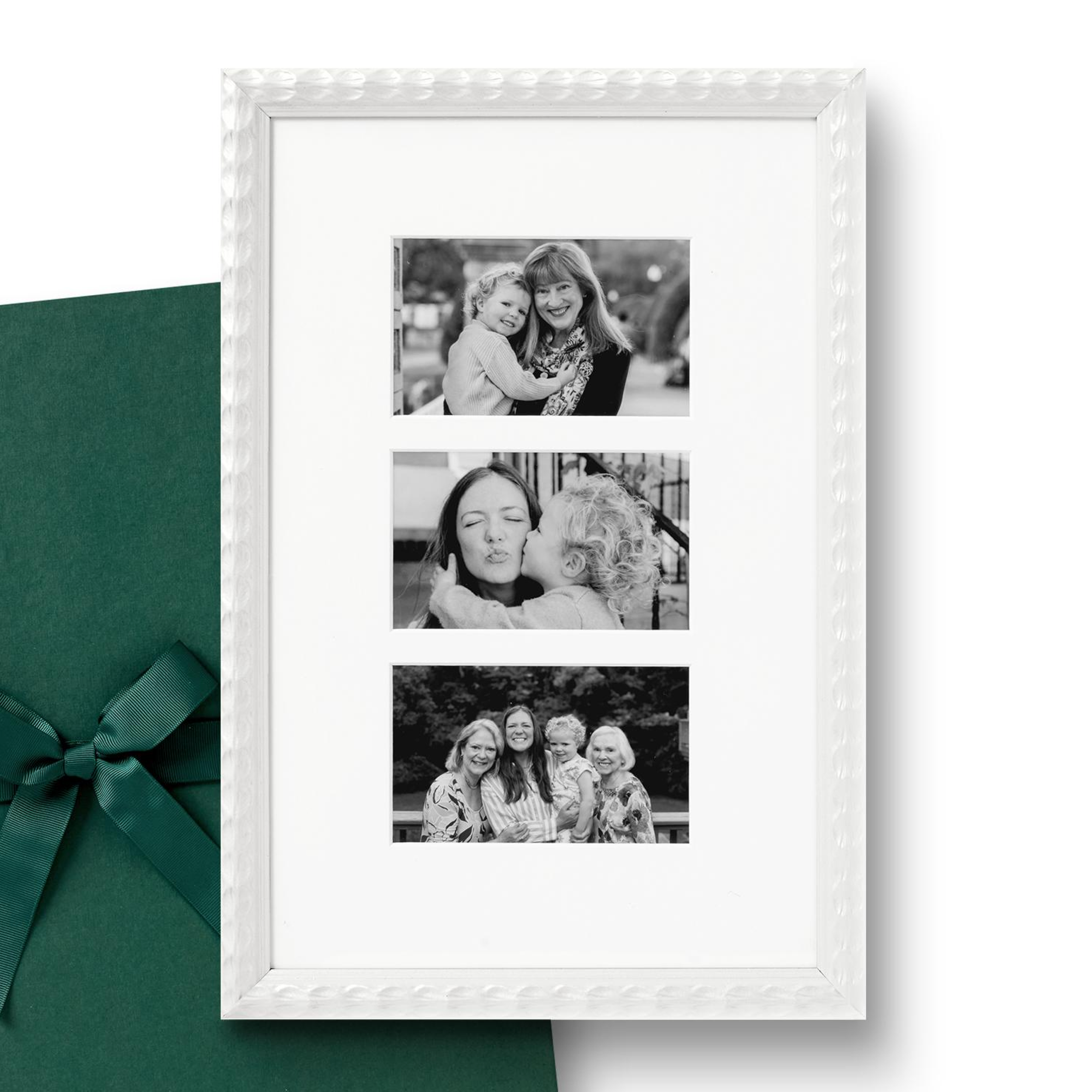 The Three Generation - Image 5